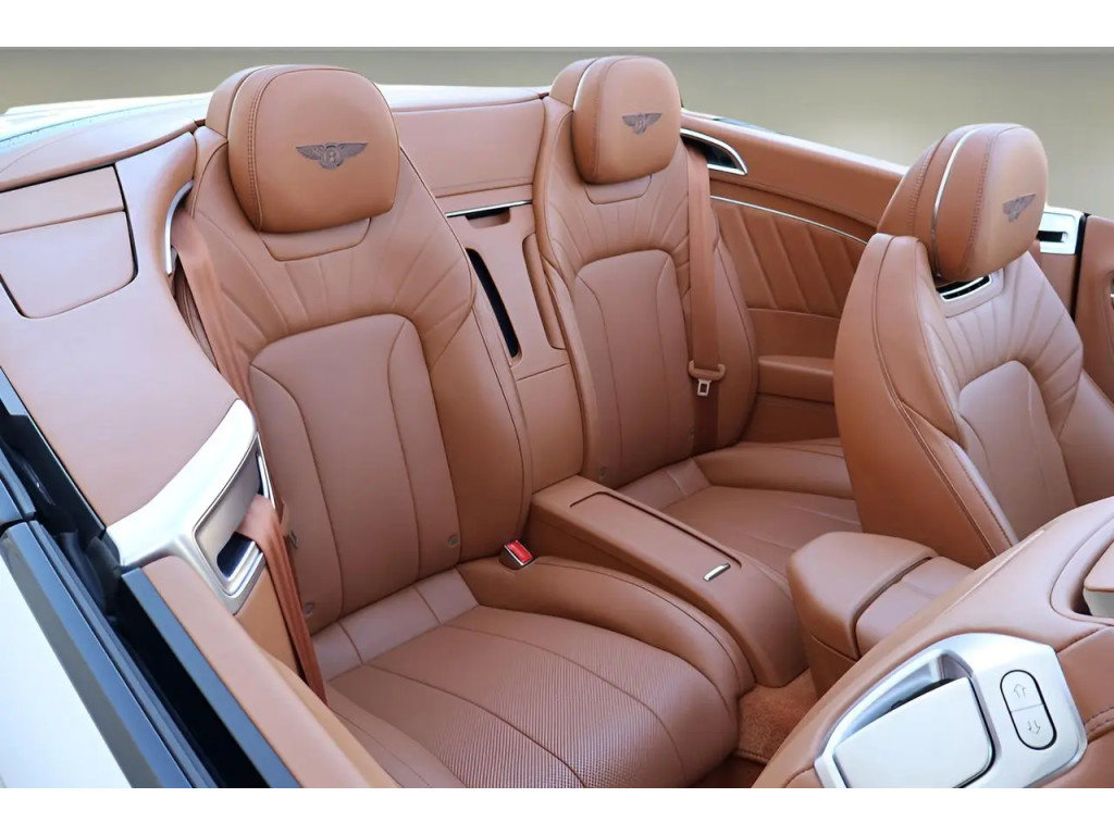 Certified 2024 Bentley Continental GT AWD/4WD image 19