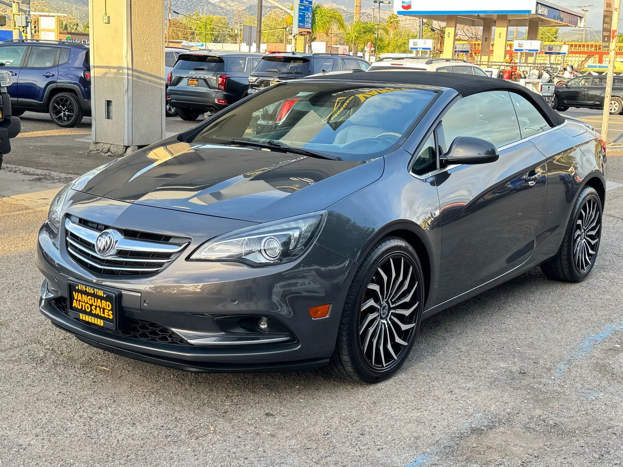 Used 2016 Buick Cascada Premium image 6