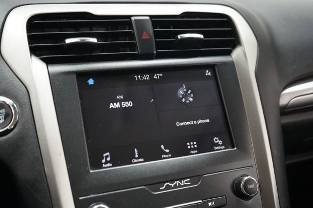 Used 2019 Ford Fusion SE image 22