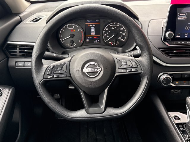 Certified 2025 Nissan Altima 2.5 S FWD image 15
