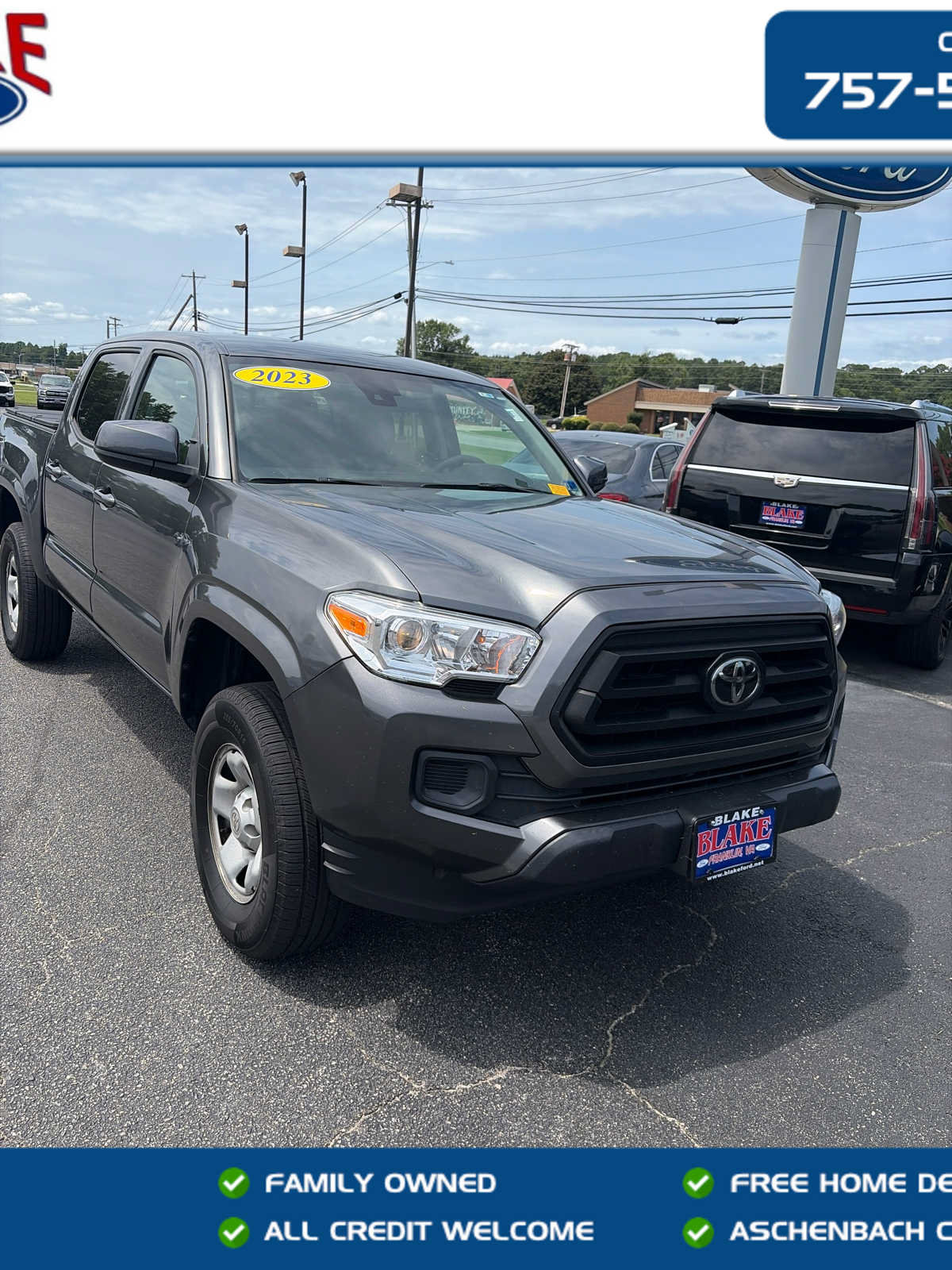 Used 2023 Toyota Tacoma SR AWD/4WD image 1