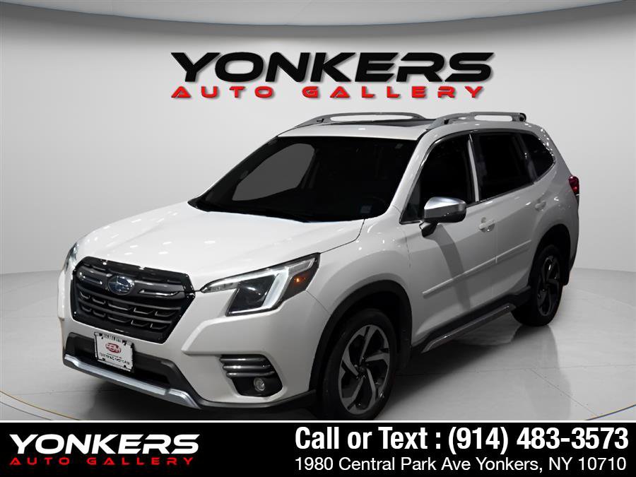 Used 2022 Subaru Forester Touring AWD/4WD image 1