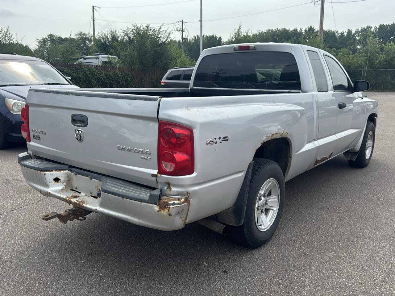 Used 2010 Dodge Dakota SXT AWD/4WD image 5