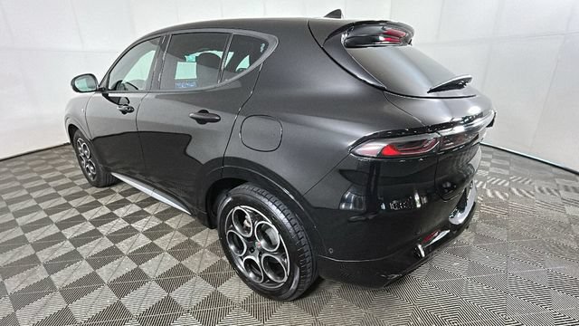 Used 2024 Alfa Romeo Tonale Ti w/ Active Assist Package AWD/4WD video 5