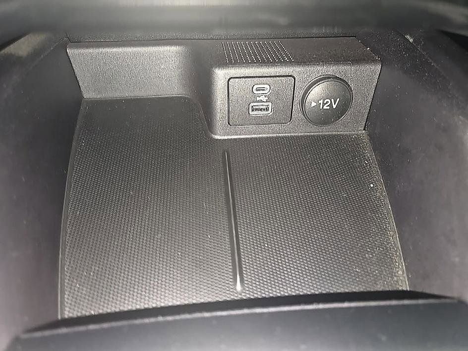 Used 2022 Ford Escape SEL image 24