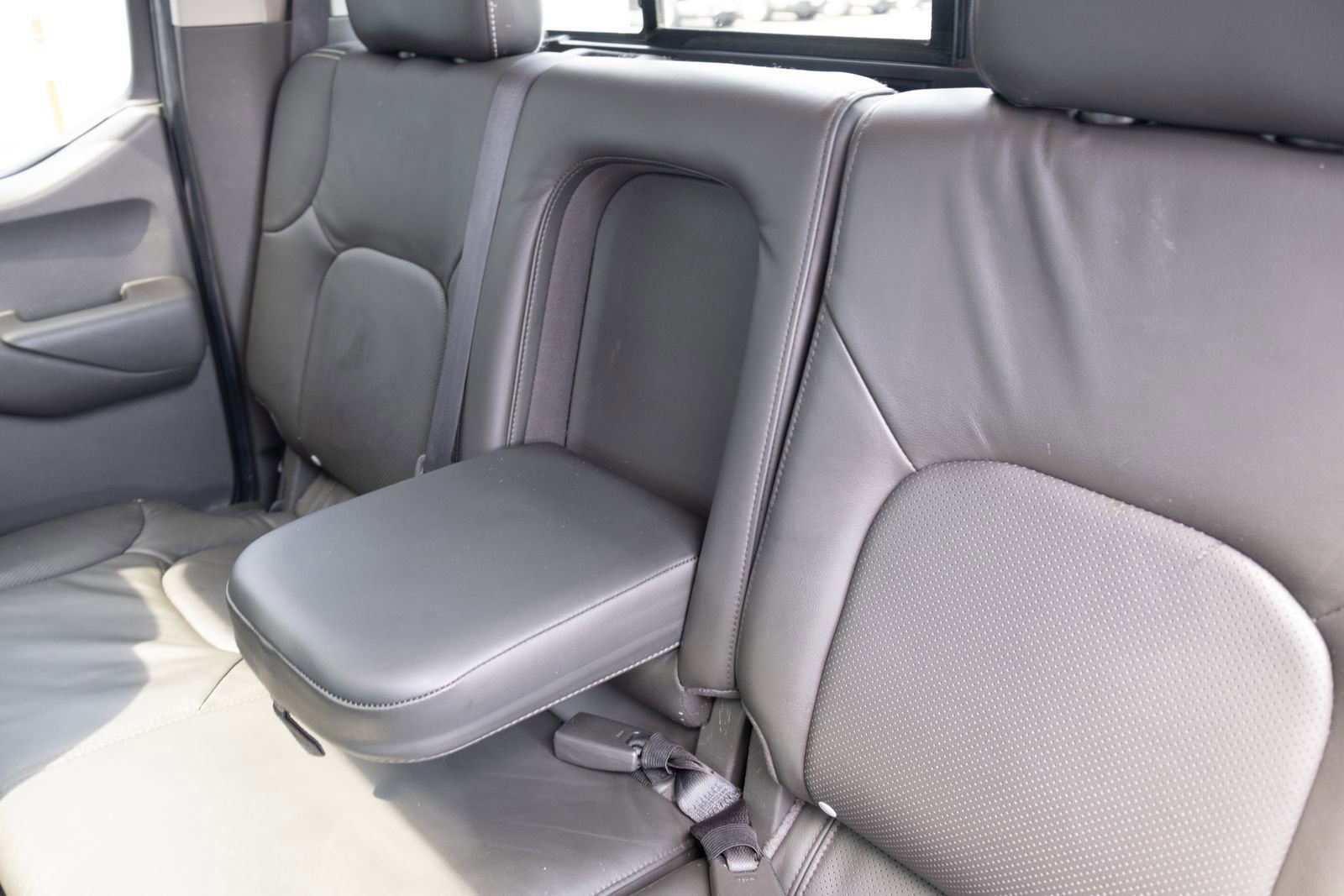 Used 2019 Nissan Frontier S AWD/4WD image 16