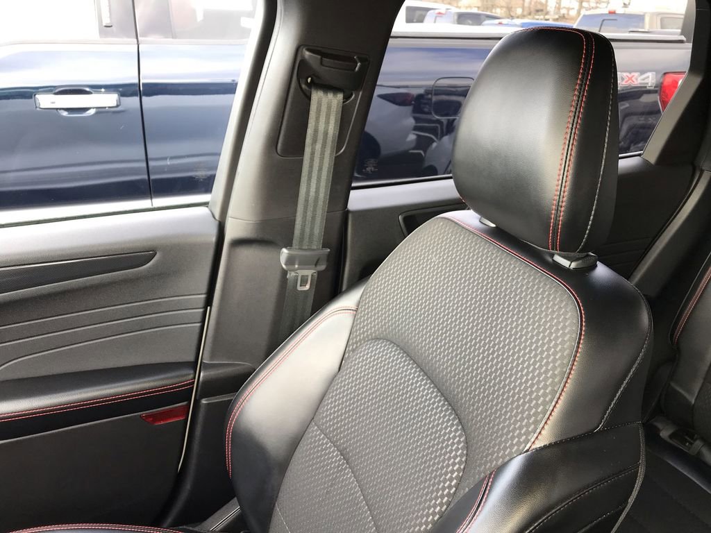 Used 2023 Ford Escape ST-Line AWD/4WD image 22