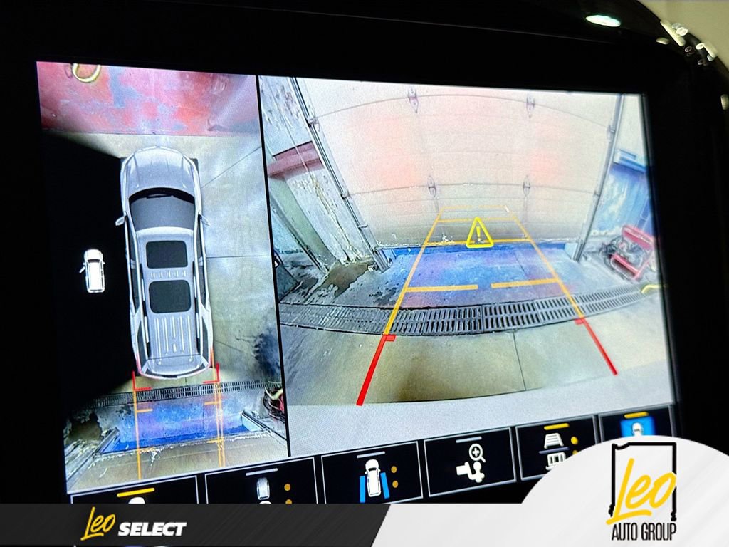 Used 2023 Chevrolet Traverse RS w/ LPO, Floor Liner Package AWD/4WD image 14