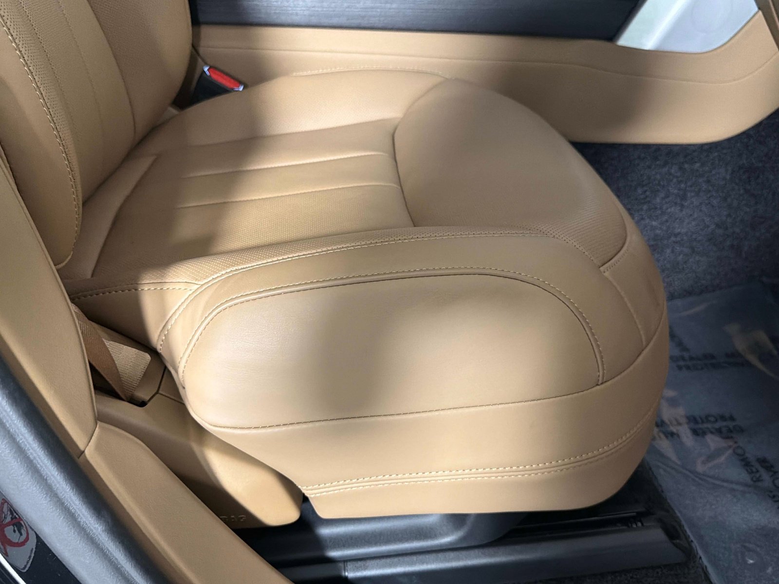 Used 2025 Land Rover Range Rover Long Wheelbase SE image 23