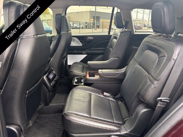 Certified 2024 Lincoln Aviator Reserve w/ Equipment Group 201A AWD/4WD image 28