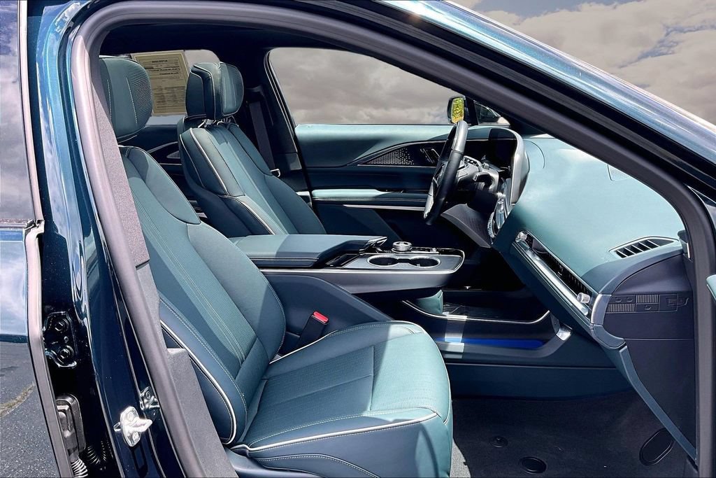 Used 2024 Cadillac Lyriq Sport w/ Nappa Leather Package AWD/4WD image 29