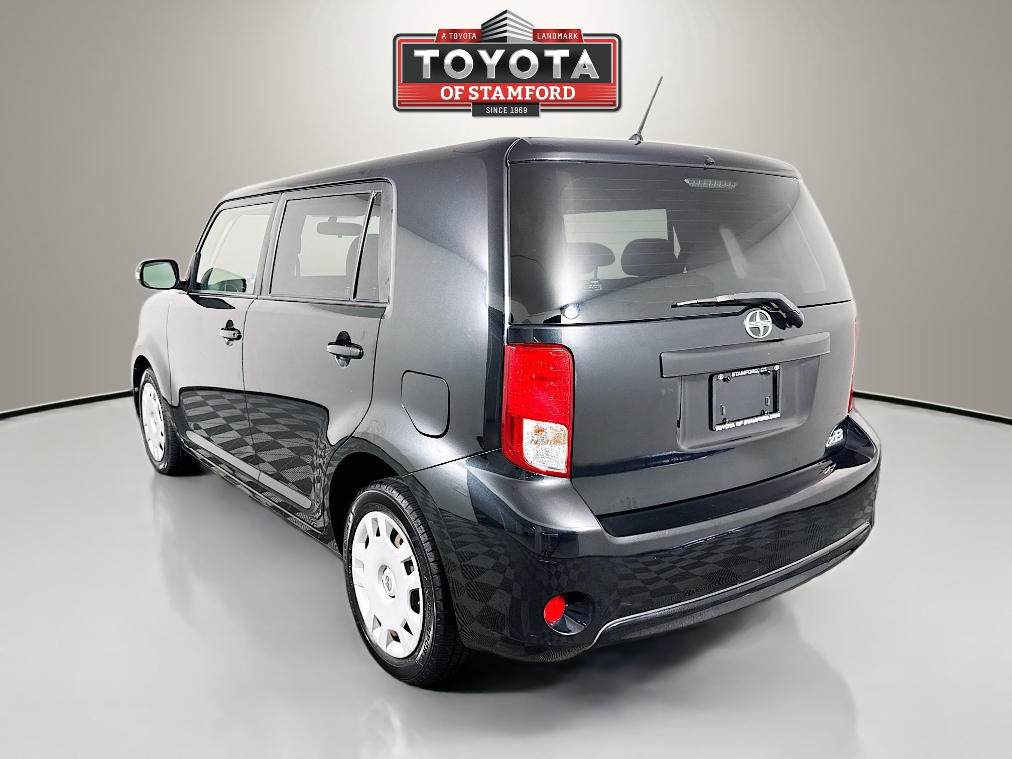 Used 2014 Scion xB FWD image 5