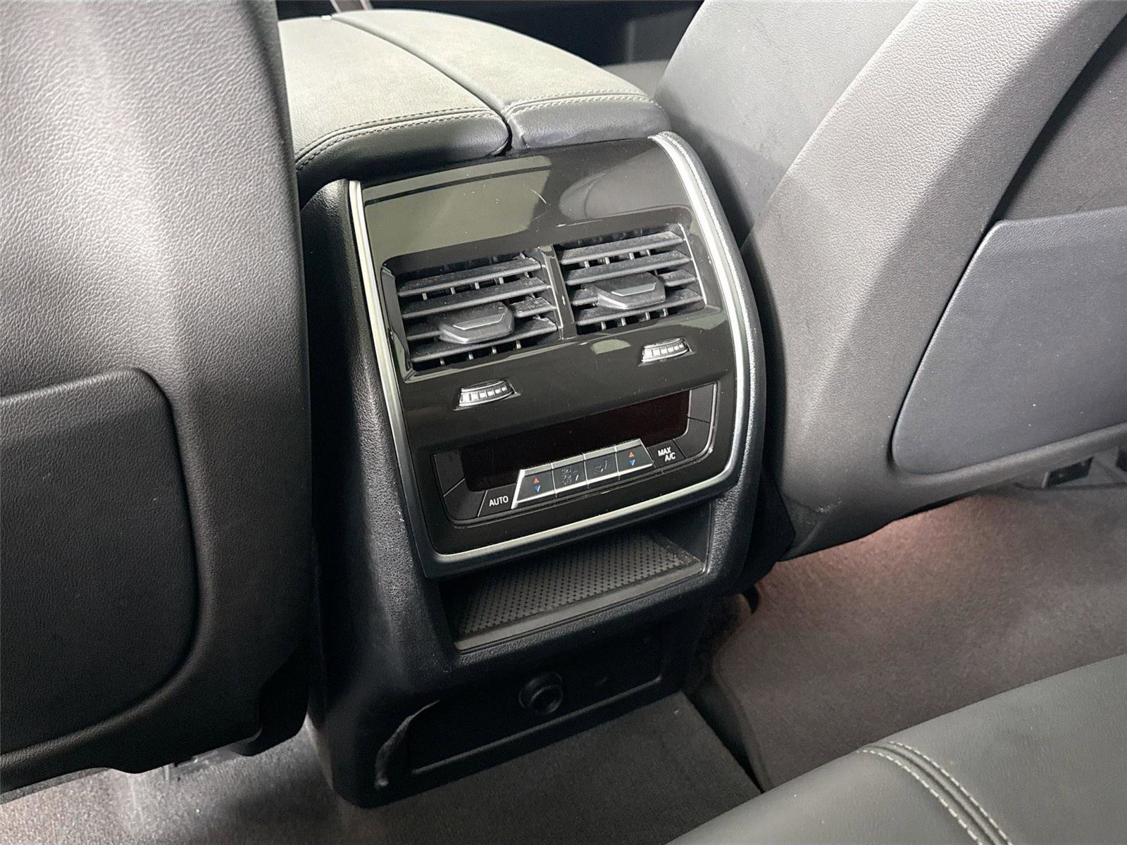 Used 2023 BMW X5 sDrive40i w/ Premium Package image 41