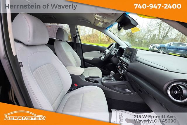 Used 2023 Hyundai Kona SEL w/ Cargo Package AWD/4WD image 28