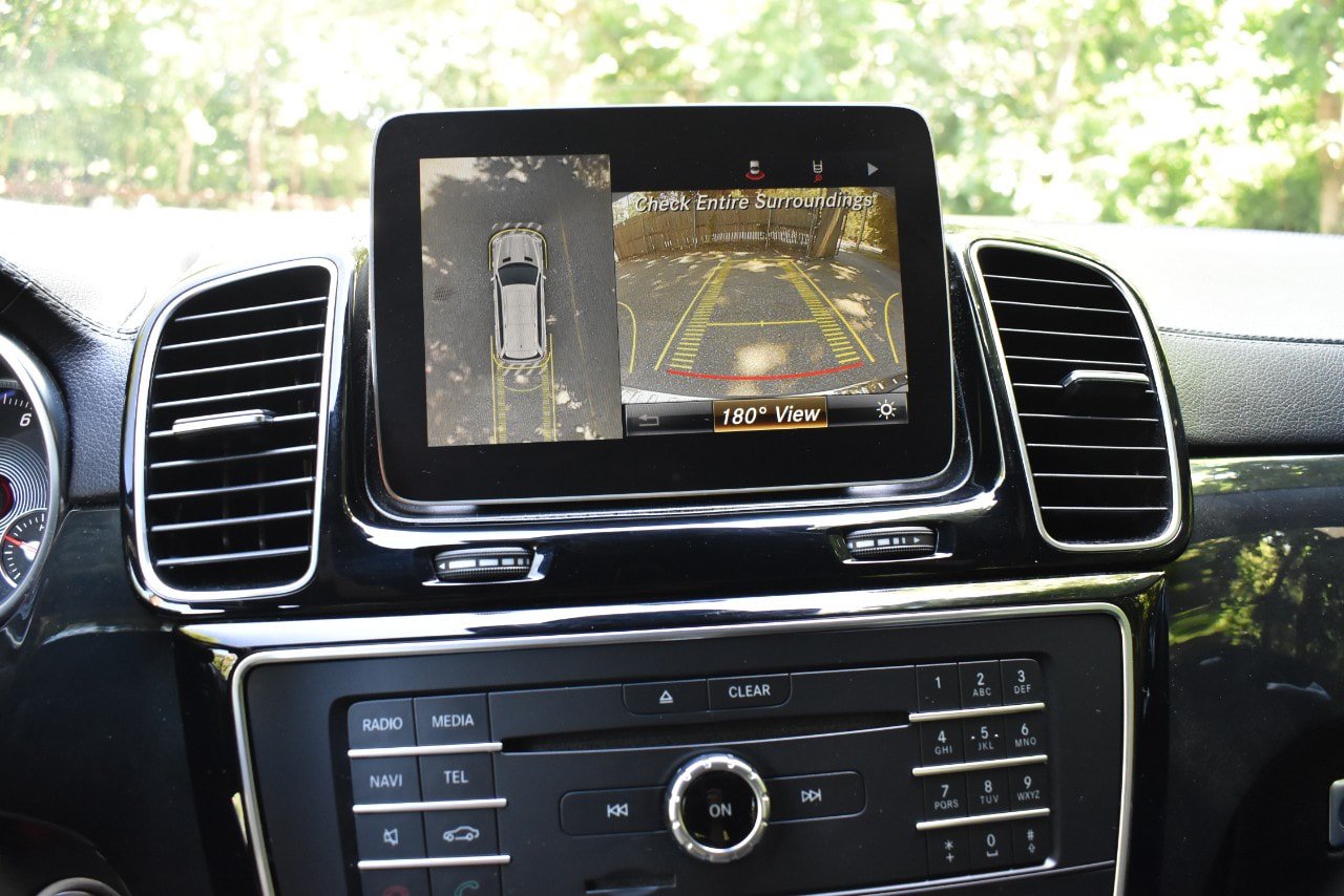 Used 2019 Mercedes-Benz GLS 550 4MATIC w/ Driver Assistance Package image 33