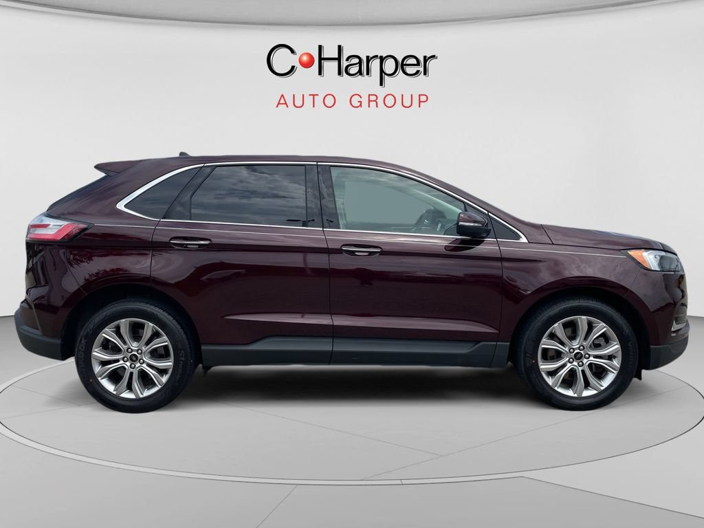 Certified 2024 Ford Edge Titanium AWD/4WD image 2