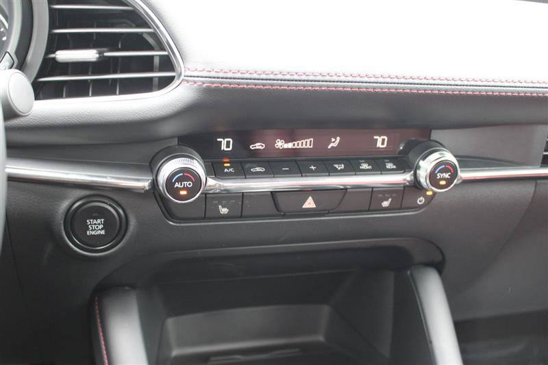 Used 2026 MAZDA MAZDA3 Carbon AWD/4WD image 18