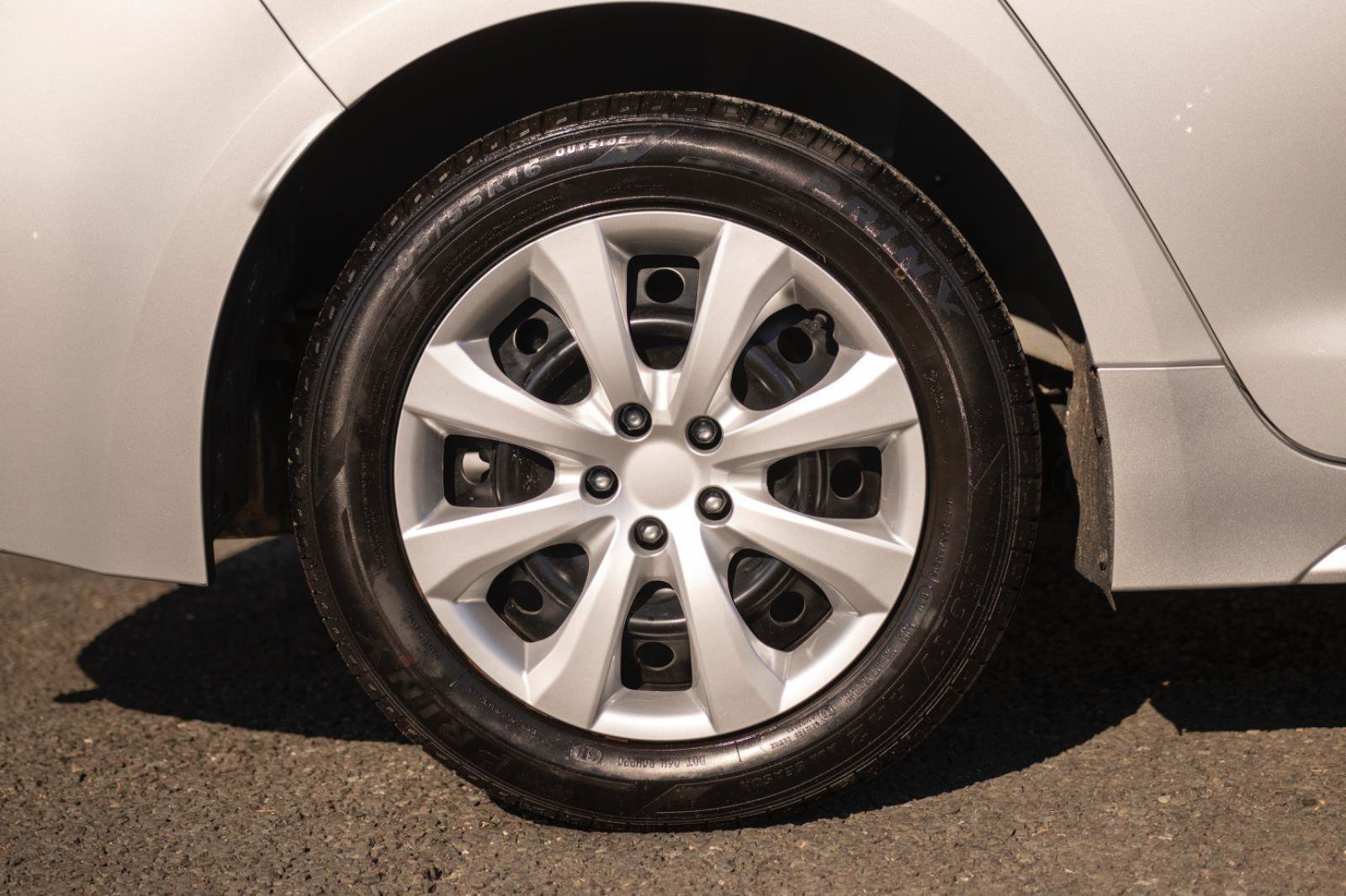 Used 2023 Toyota Corolla LE image 24