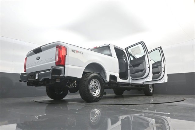 New 2026 Ford F250 XL w/ XL Off-Road Package image 35