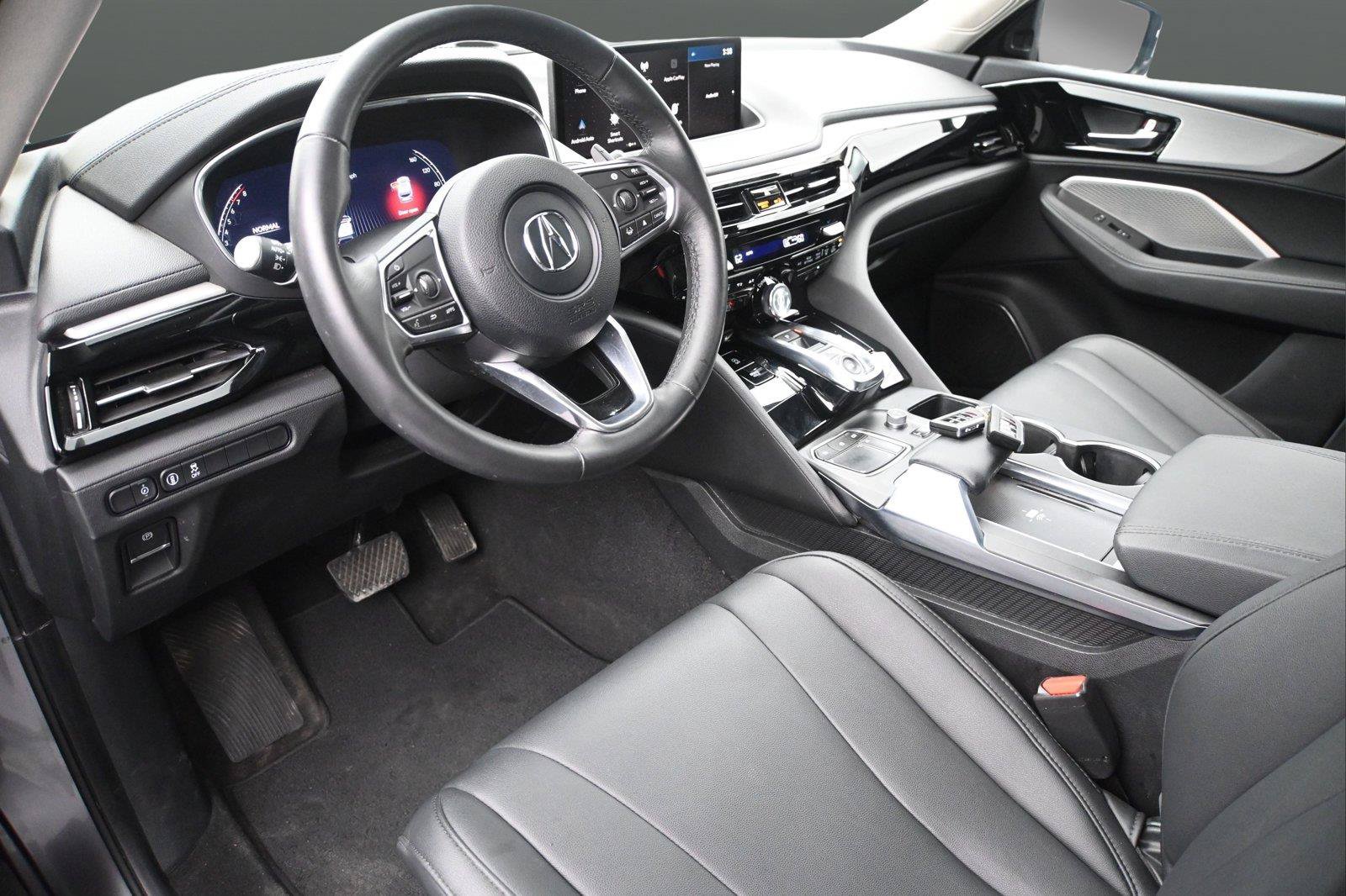 Certified 2024 Acura MDX SH-AWD image 2