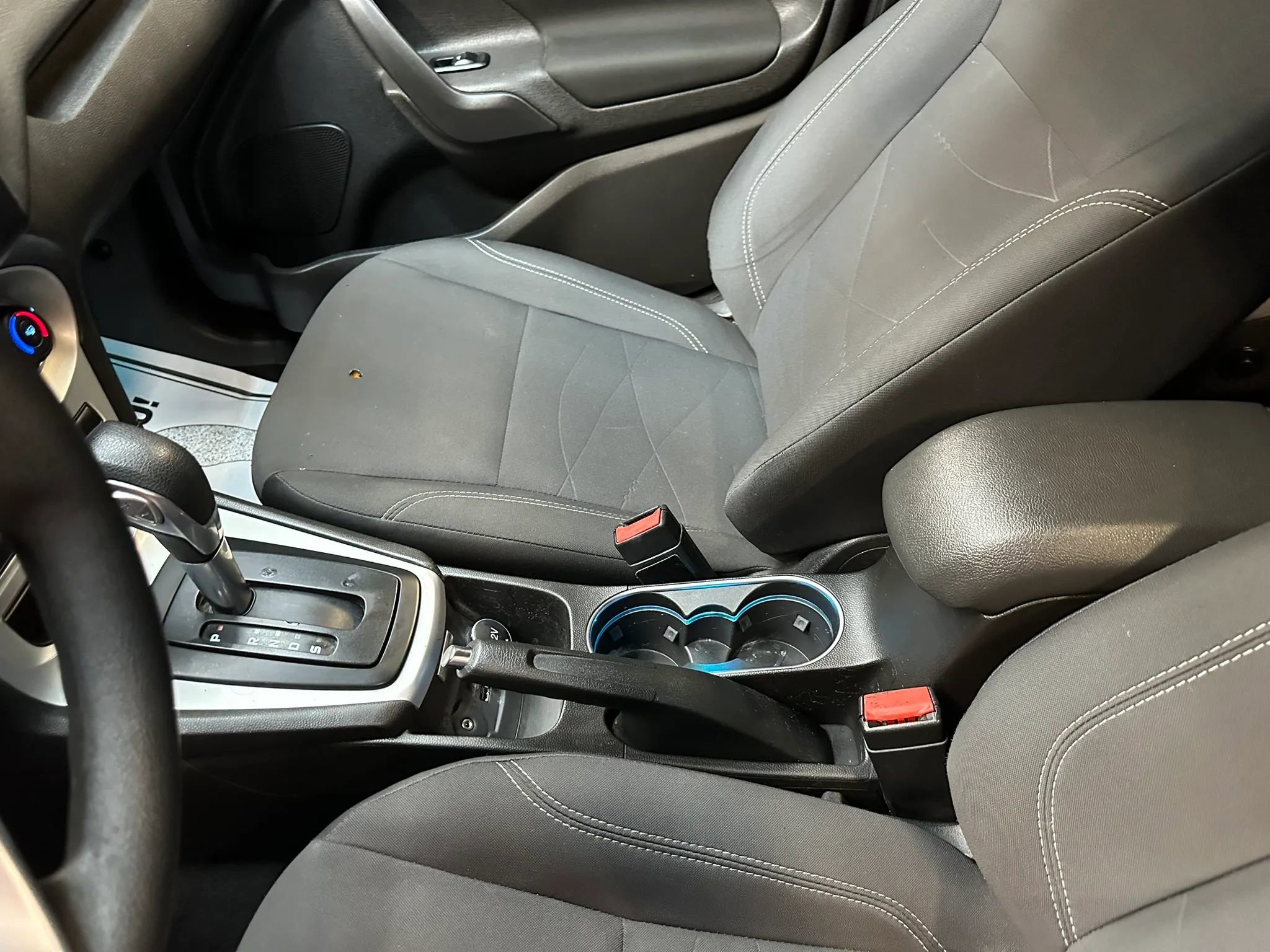 Used 2018 Ford Fiesta SE FWD image 17