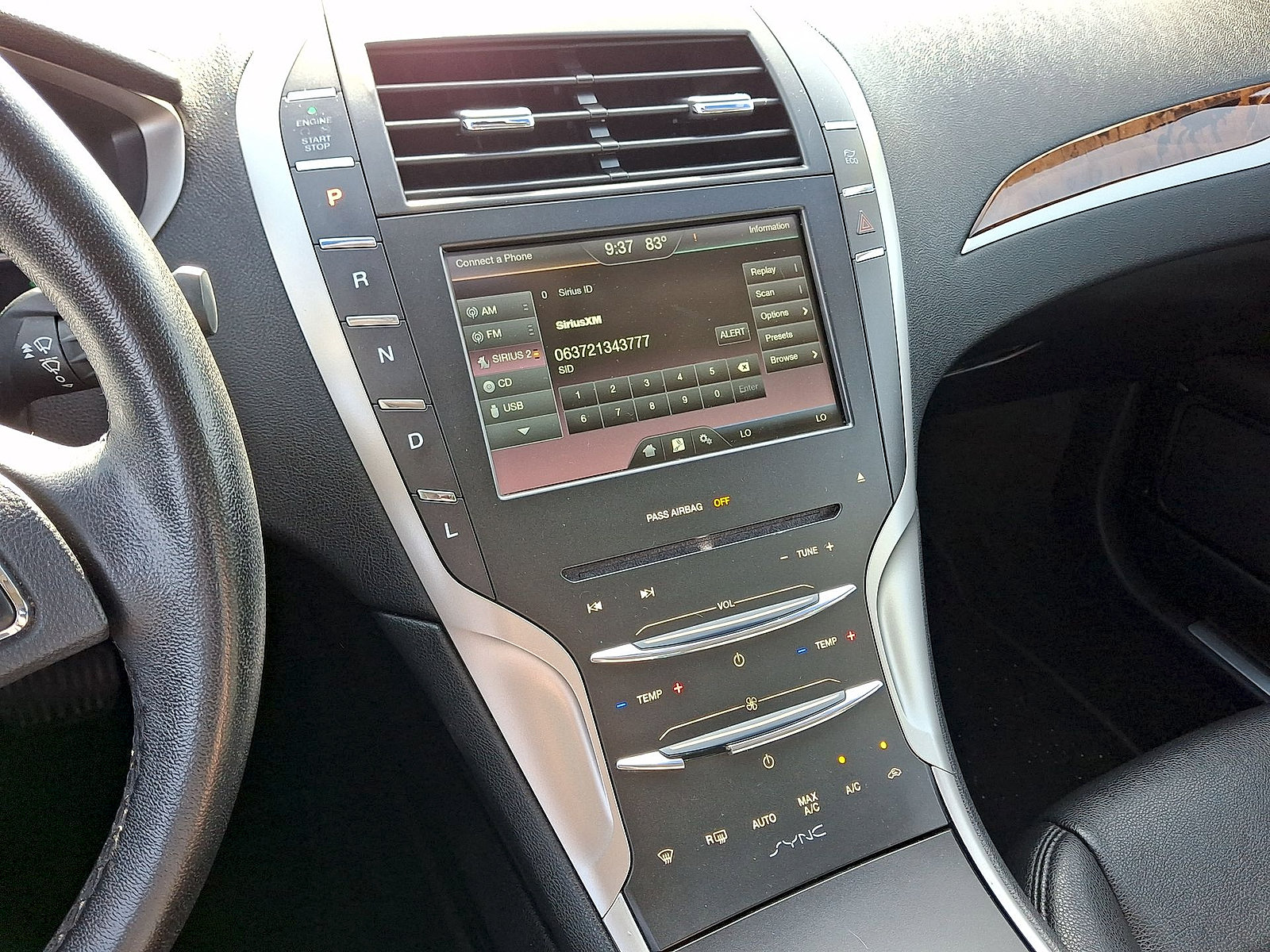 Used 2016 Lincoln MKZ Hybrid FWD image 14