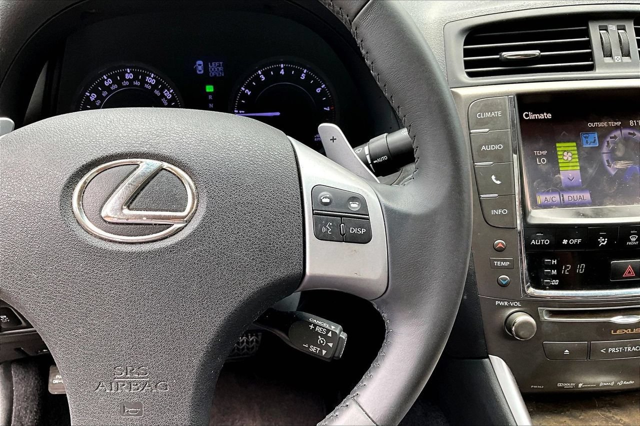 Used 2014 Lexus IS 250C w/ Luxury Package RWD image 10