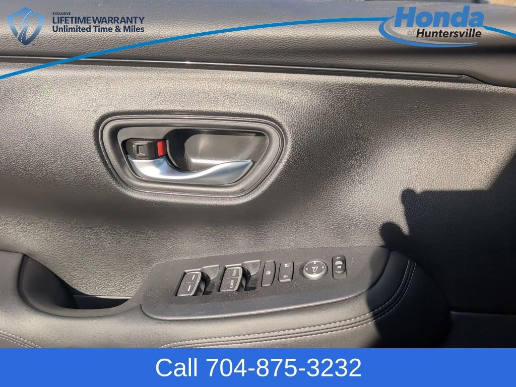 Used 2025 Honda HR-V EX-L image 26