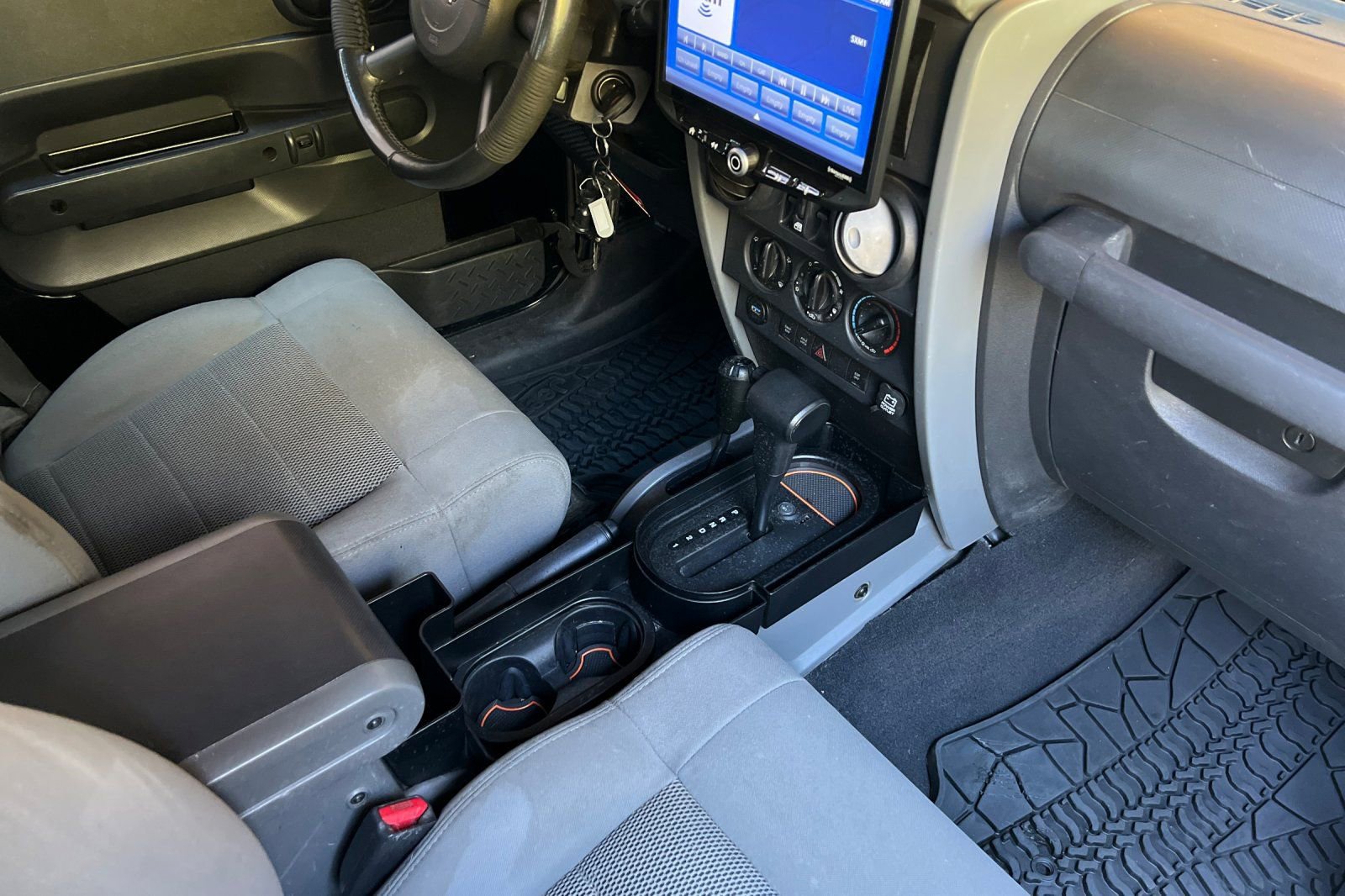 Used 2008 Jeep Wrangler Unlimited Rubicon w/ Dual Top Group image 20