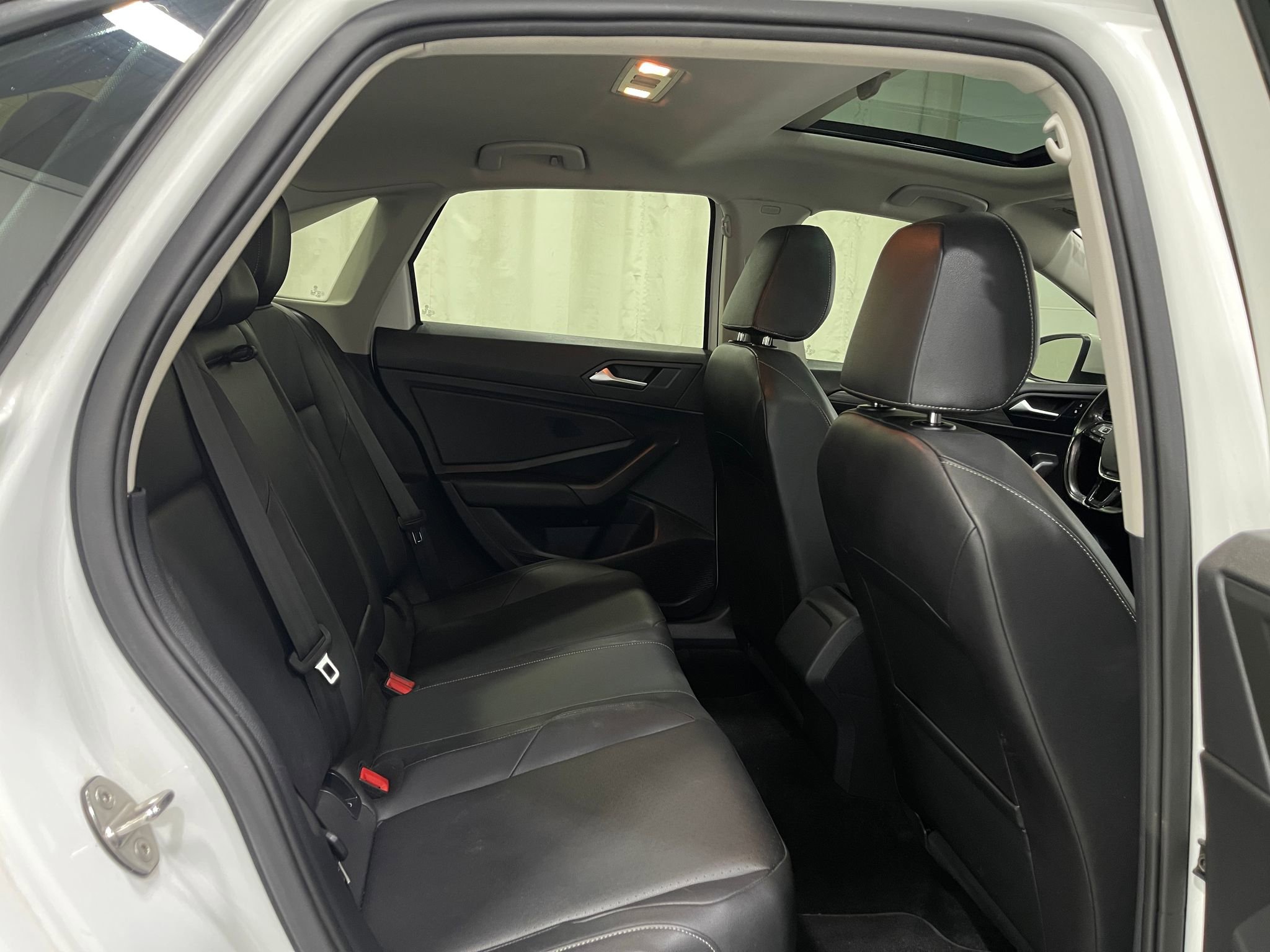 Used 2019 Volkswagen Jetta SEL FWD image 30