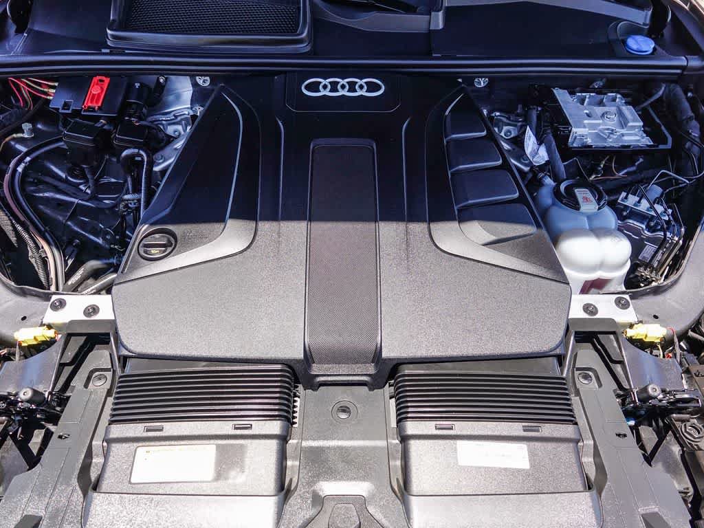 Used 2023 Audi Q7 2.0T Premium Plus w/ Premium Plus Package AWD/4WD image 23