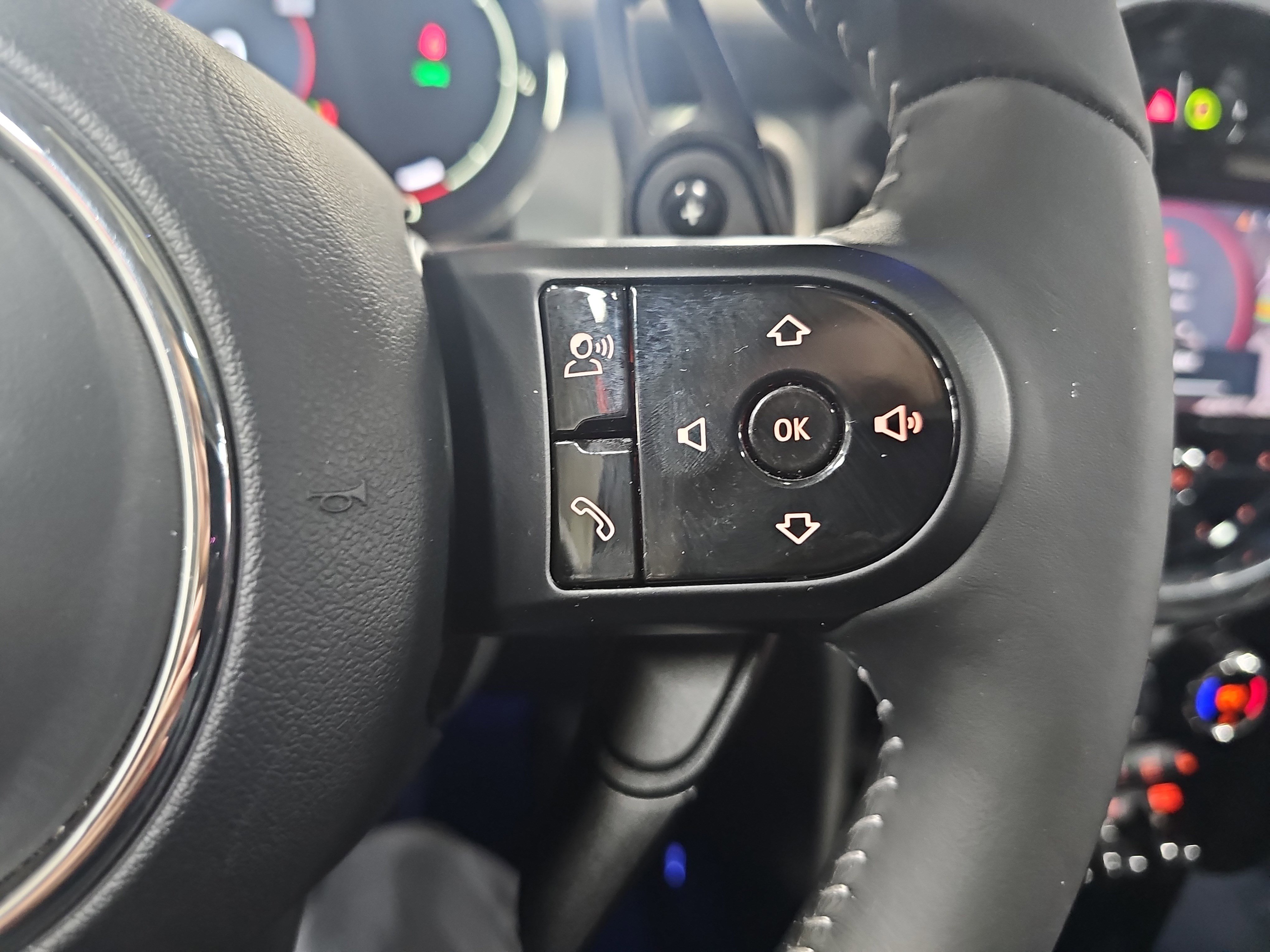 Used 2024 MINI Cooper S image 19