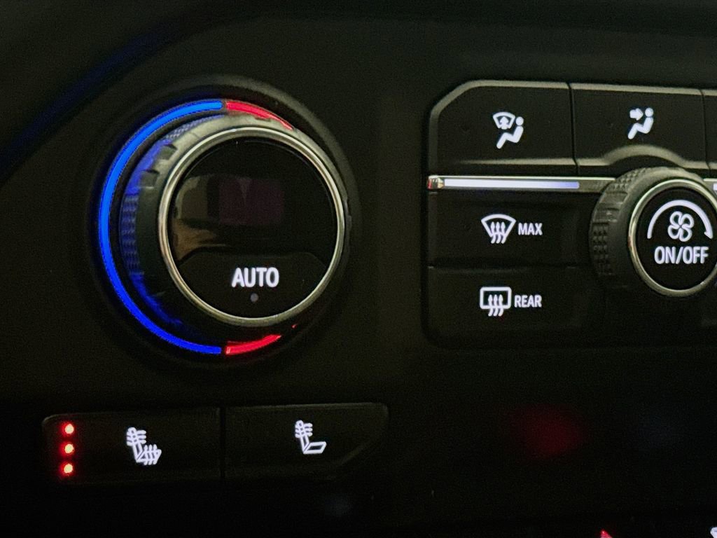 Used 2020 Chevrolet Silverado 1500 LT w/ Fleet Comfort Package image 18