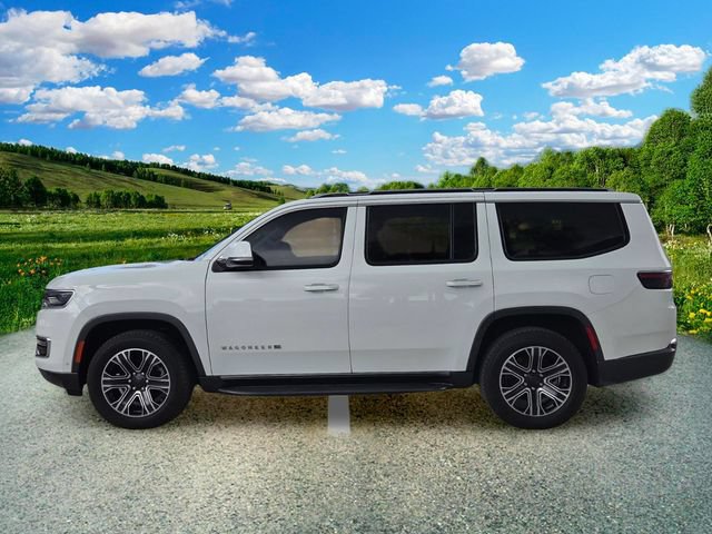 Certified 2022 Jeep Wagoneer Series III w/ Flexible Seating Group RWD image 3