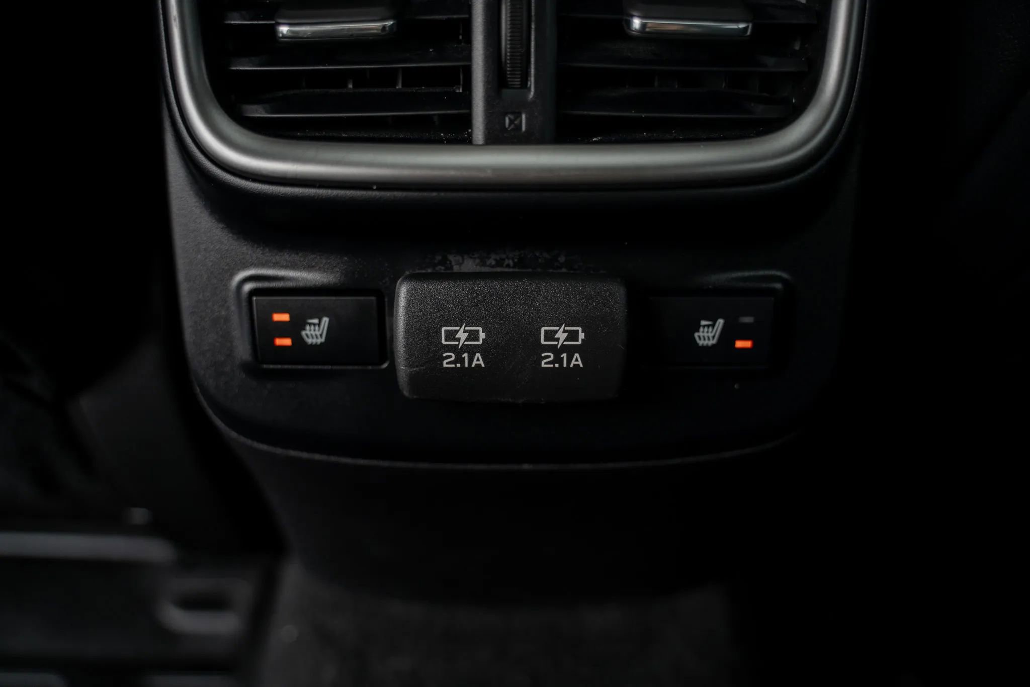 Used 2021 Subaru Outback Limited w/ Tech Package 3 image 9