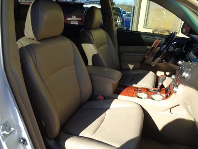 Used 2009 Toyota Highlander Limited FWD image 23