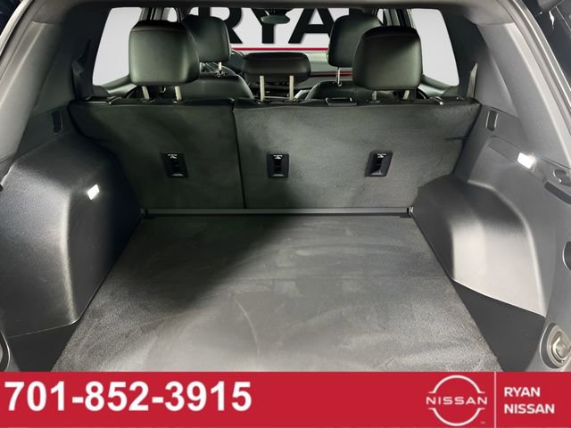 Used 2025 Chevrolet Equinox RS w/ Safety and Technology Package AWD/4WD image 7