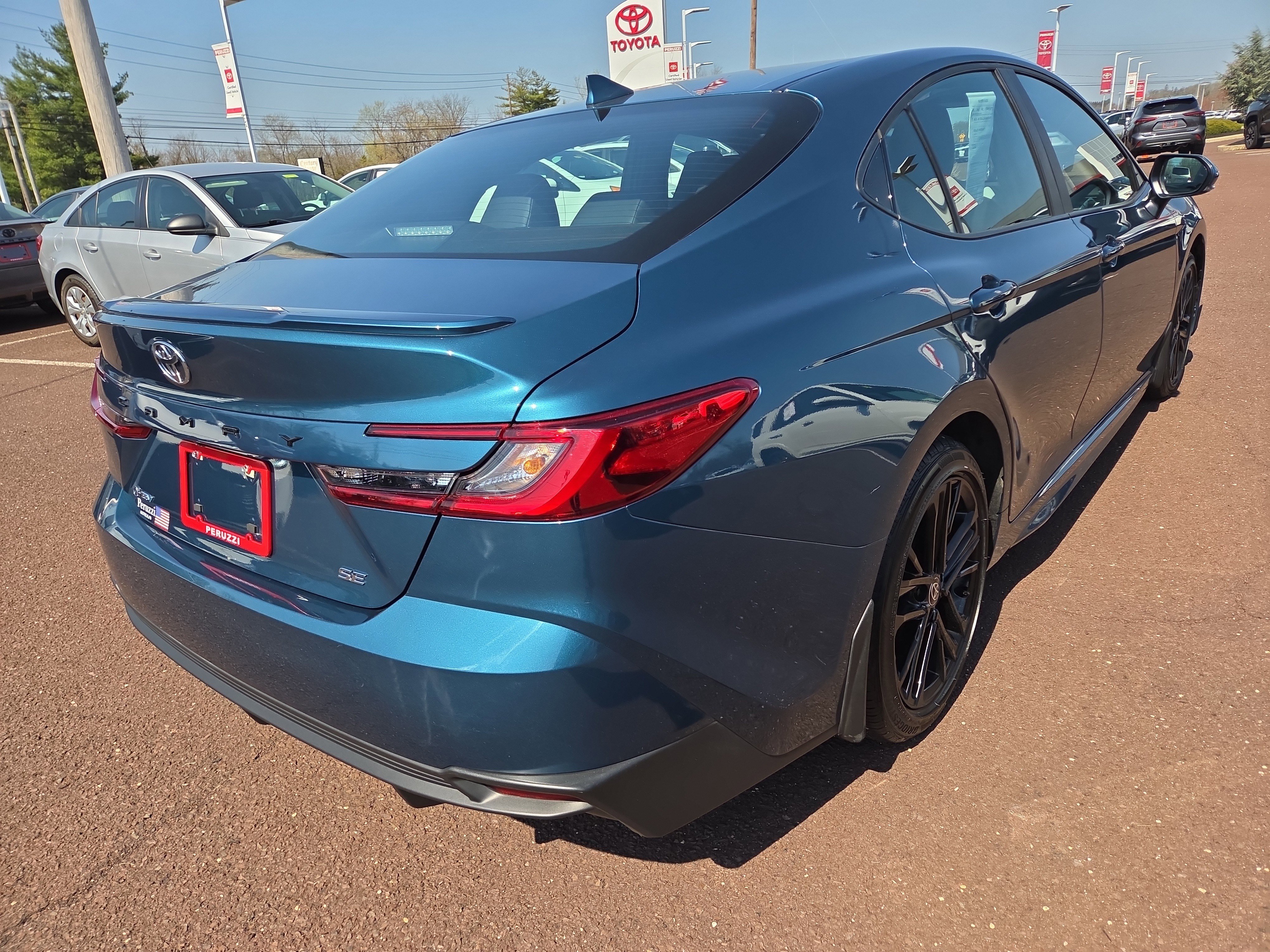 Certified 2025 Toyota Camry SE FWD image 3