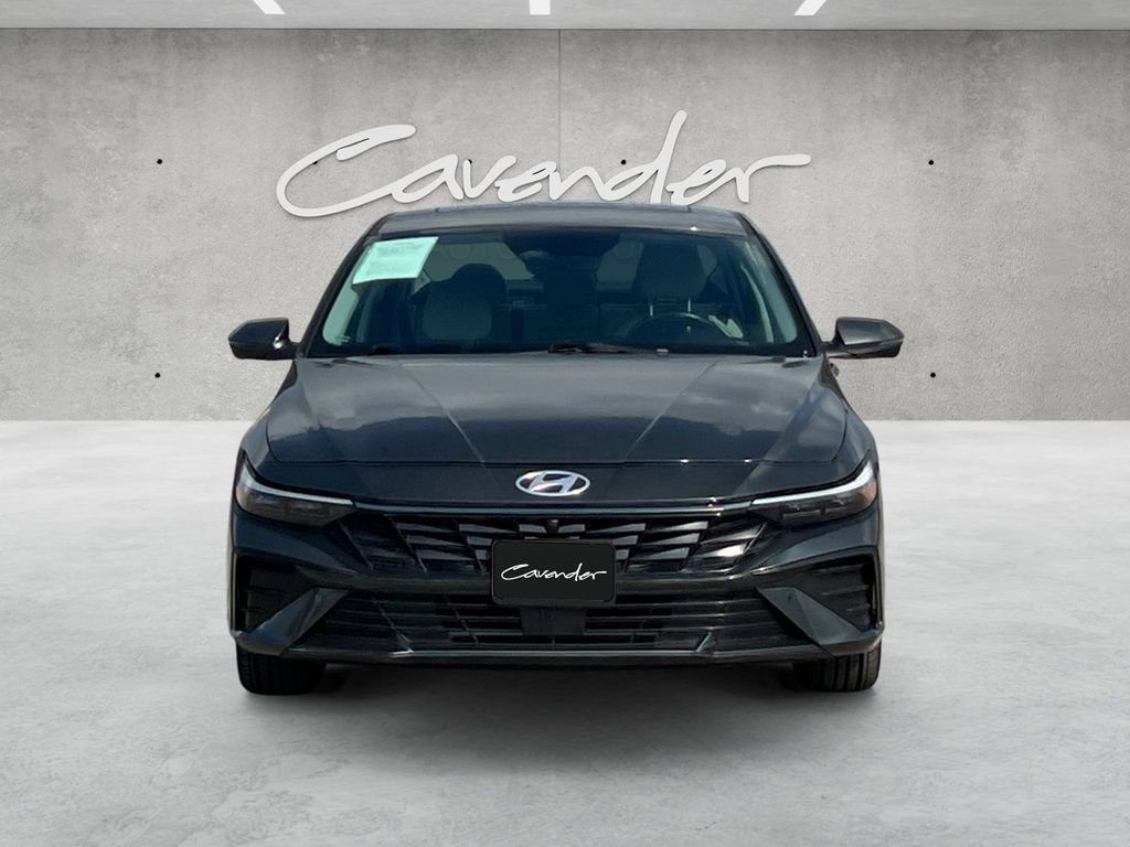 Used 2024 Hyundai Elantra Limited FWD image 18