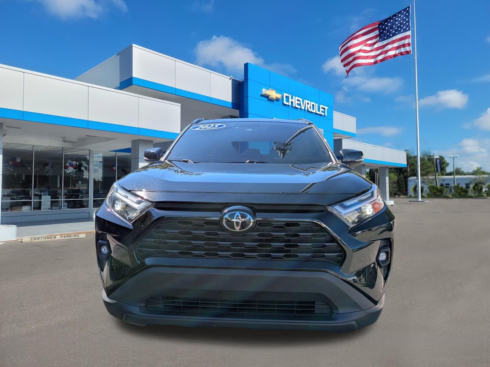 Used 2025 Toyota RAV4 XLE Premium w/ Weather Package FWD image 8