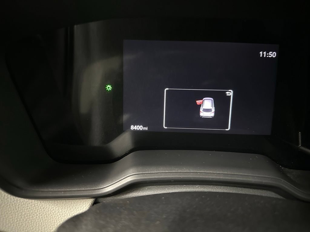 Used 2026 Toyota Corolla Cross LE FWD image 45