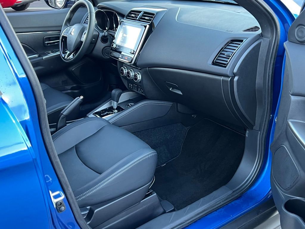 Used 2024 Mitsubishi Outlander Sport SEL image 27