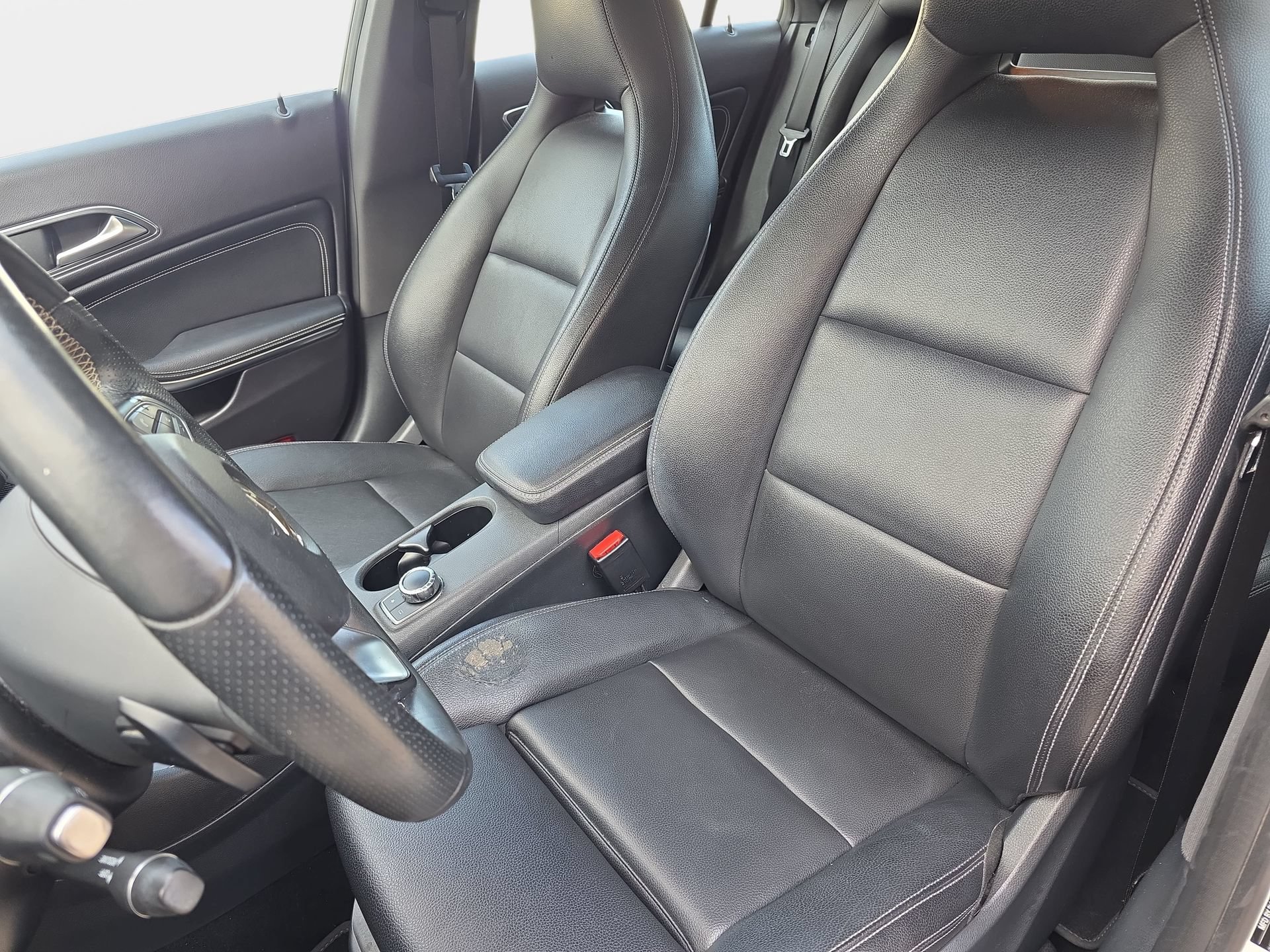Used 2018 Mercedes-Benz CLA 250 image 14