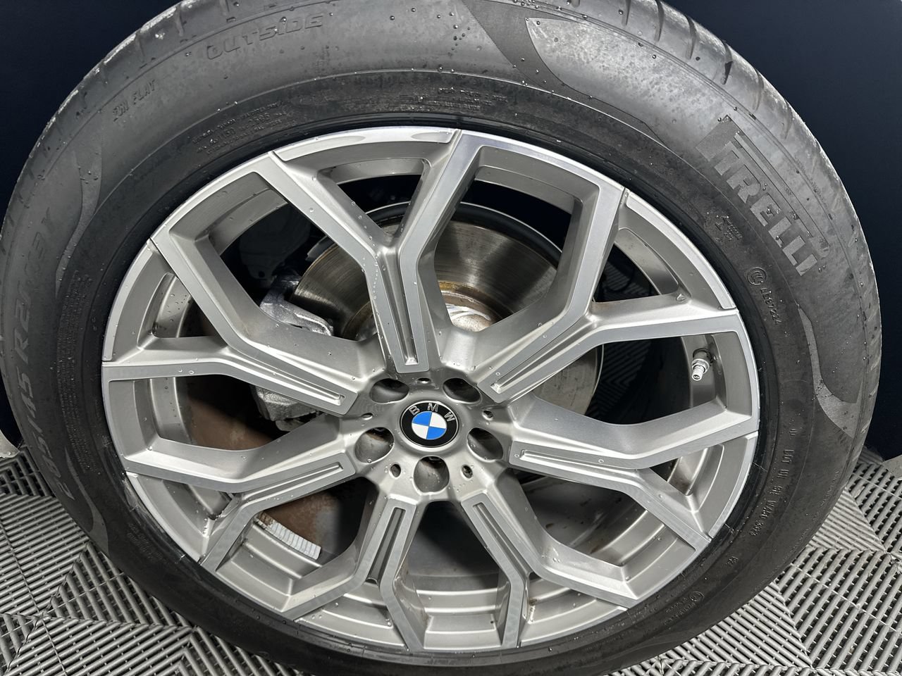 Used 2025 BMW X7 xDrive40i AWD/4WD image 21