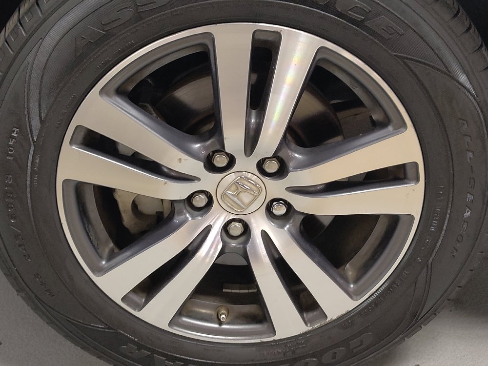 Used 2017 Honda Pilot EX image 31