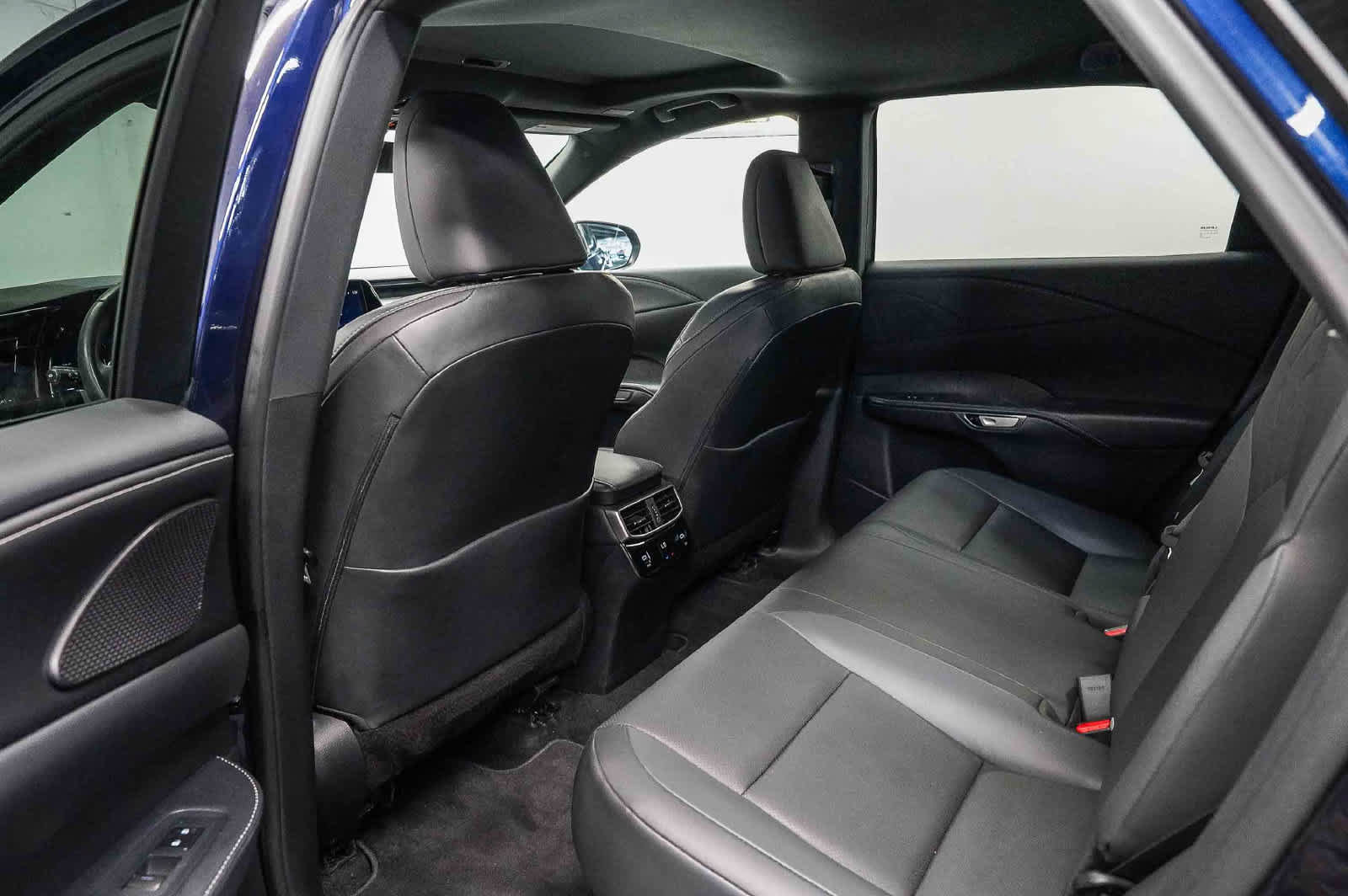Used 2025 Lexus RX 350 FWD w/ Technology Package image 19