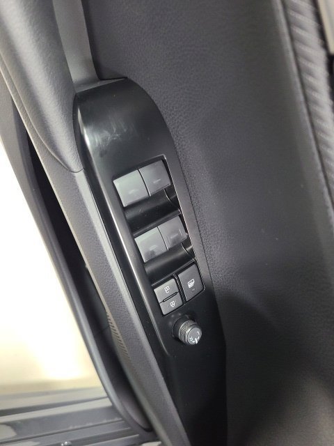 New 2026 Toyota Camry SE w/ Convenience Package FWD image 20
