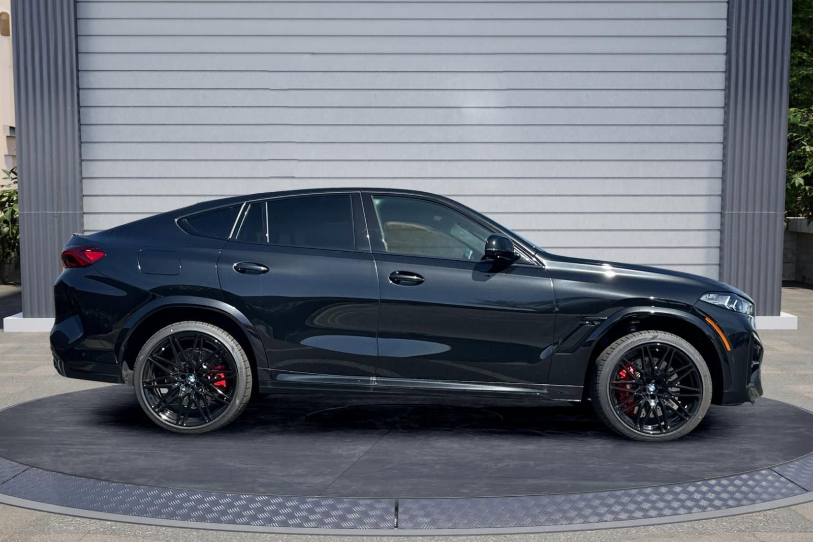 New 2026 BMW X6 M Competition w/ Executive Package image 3