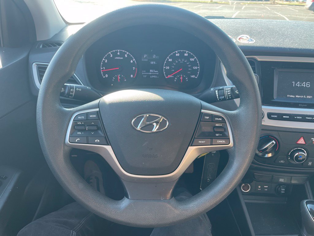Used 2020 Hyundai Accent SE FWD image 12