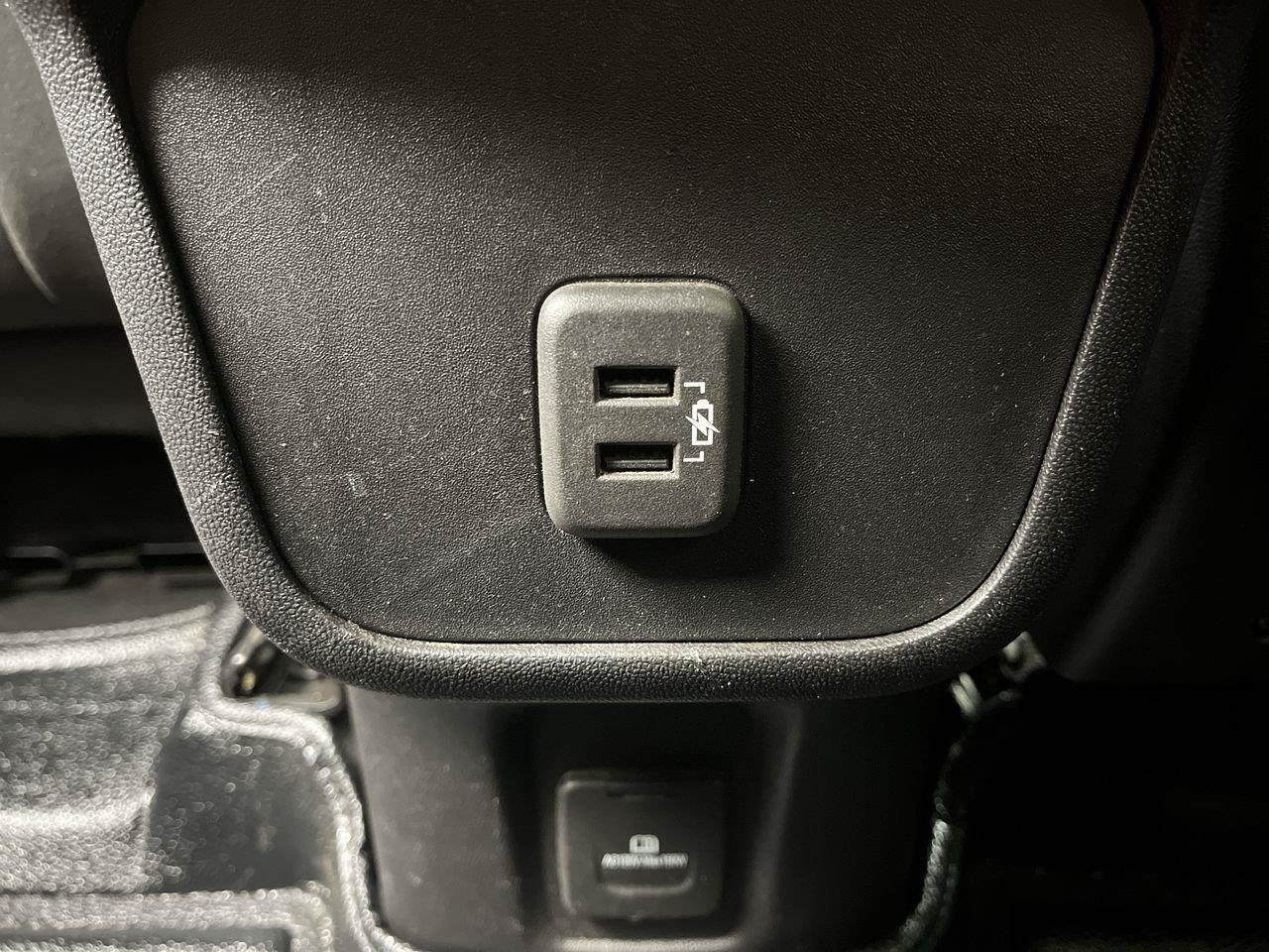 Used 2018 GMC Terrain SLE w/ Driver Convenience Package AWD/4WD image 11